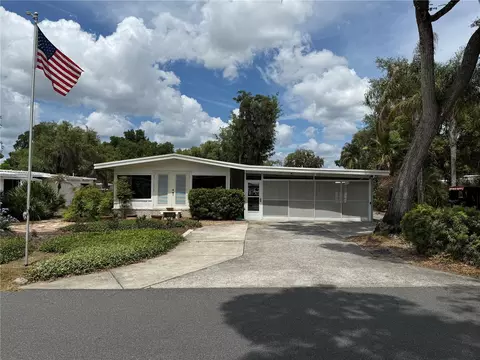 9 S Bobwhite Rd, Wildwood, FL 34785