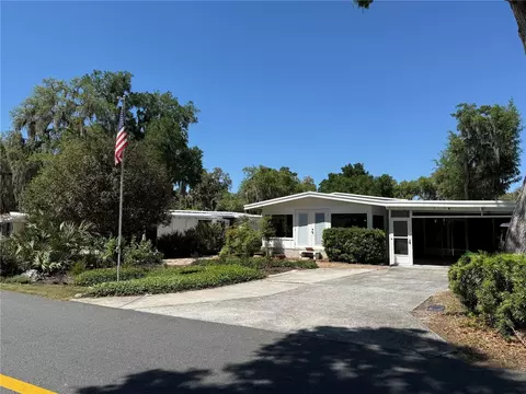 9 S Bobwhite Rd, Wildwood, FL 34785