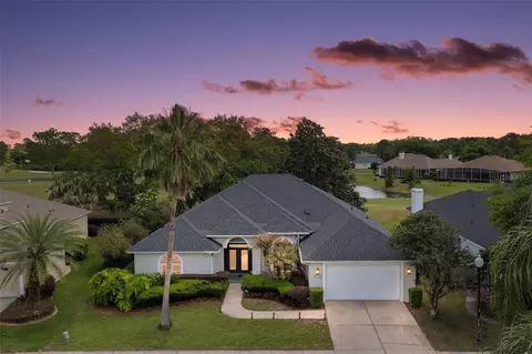 1760 Edgewater Dr, Mount Dora, FL 32757