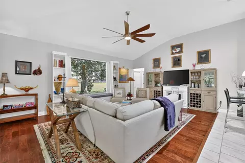 Living - 1760 Edgewater Dr, Mount Dora, FL 32757 photo 3 of 5