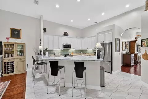 Kitchen - 1760 Edgewater Dr, Mount Dora, FL 32757 photo 6 of 6