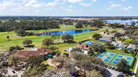 View/Area - 1760 Edgewater Dr, Mount Dora, FL 32757 photo 5 of 8
