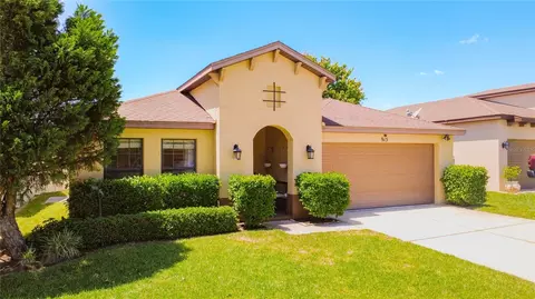 915 Arbor Pointe Ave, Minneola, FL 34715