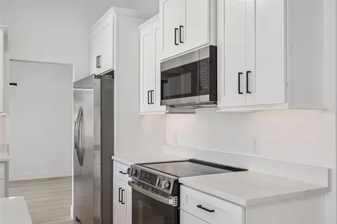 Kitchen - 5021 Log Wagon Rd, Ocoee, FL 34761 photo 4 of 4