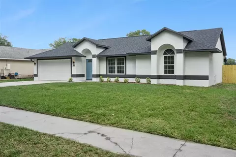 Exterior - 5021 Log Wagon Rd, Ocoee, FL 34761 photo 3 of 7