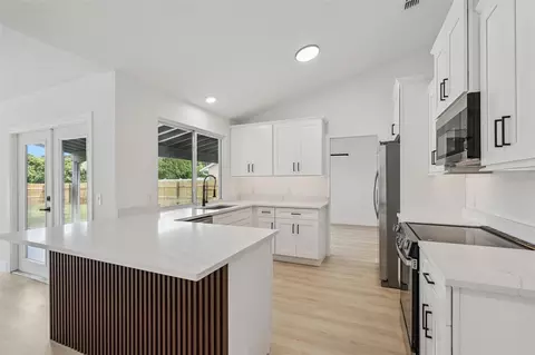 Kitchen - 5021 Log Wagon Rd, Ocoee, FL 34761 photo 1 of 4