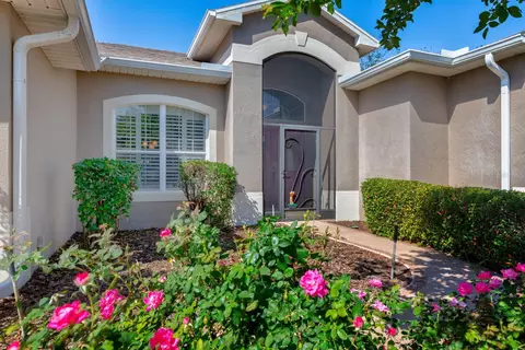 27300 Pine Straw Rd, Leesburg, FL 34748