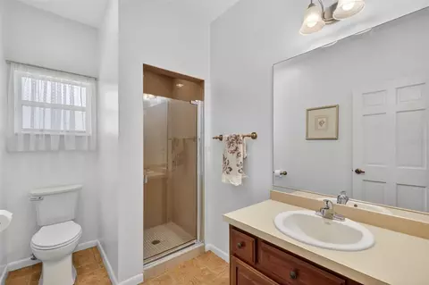 Bath - 1109 Elysium Blvd, Mount Dora, FL 32757 photo 5 of 7