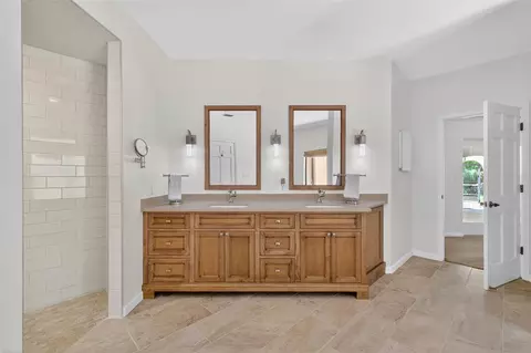 Bath - 1109 Elysium Blvd, Mount Dora, FL 32757 photo 3 of 7