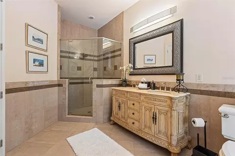Bath - 641 Woodbridge Dr, Ormond Beach, FL 32174 photo 8 of 8