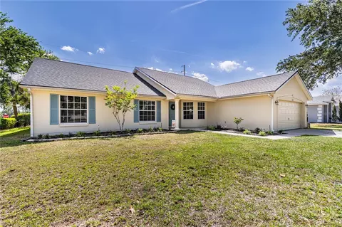 3353 Abaco Dr, Tavares, FL 32778