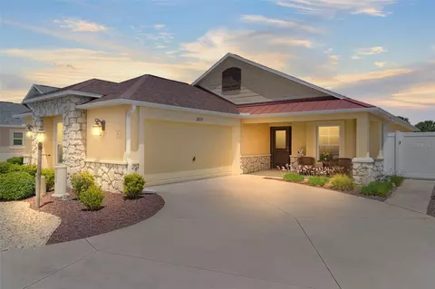 2877 Charlevoix St, The Villages, FL 32163