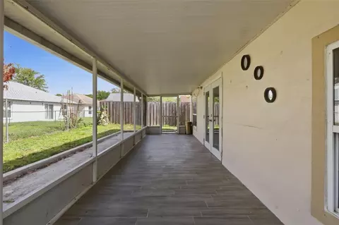 Exterior - 2943 Cialella Pass, Saint Cloud, FL 34772 photo 3 of 3