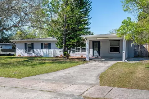102 S Sunland Dr, Sanford, FL 32773