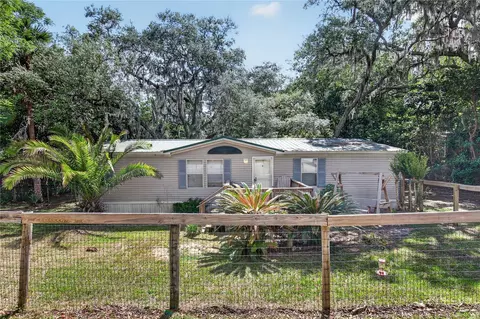 17285 SE 248th Ter, Umatilla, FL 32784