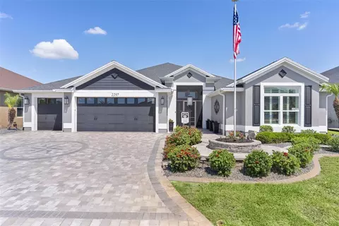 2297 Demarco Dr, The Villages, FL 32163
