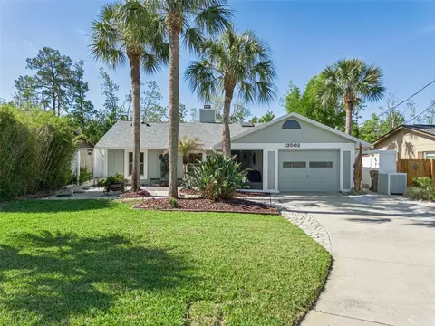 13502 Country Club Dr, Tavares, FL 32778