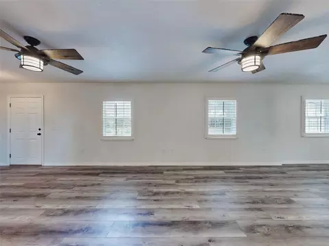 Living - 2713 Cr 776, Webster, FL 33597 photo 1 of 7