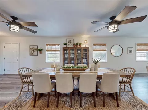 Dining - 2713 Cr 776, Webster, FL 33597 photo 1 of 2