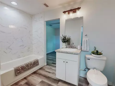Bath - 2713 Cr 776, Webster, FL 33597 photo 5 of 7