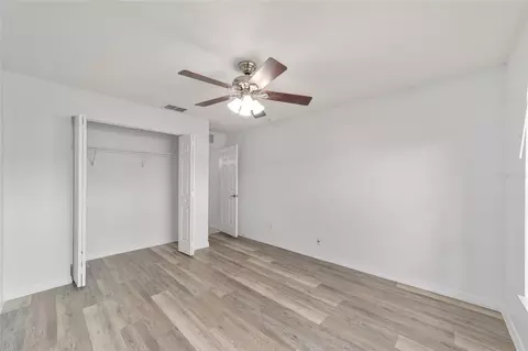 Bedroom - 5061 SW 109th Loop, Ocala, FL 34476 photo 2 of 4