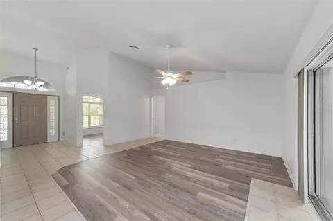 Living - 5061 SW 109th Loop, Ocala, FL 34476 photo 4 of 8