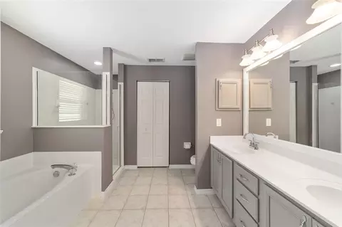 Bath - 5061 SW 109th Loop, Ocala, FL 34476 photo 1 of 5