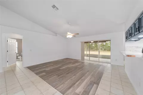 Living - 5061 SW 109th Loop, Ocala, FL 34476 photo 2 of 8