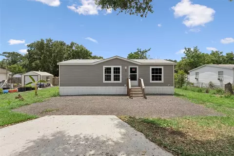36 Candlelight Dr, Lake Wales, FL 33859