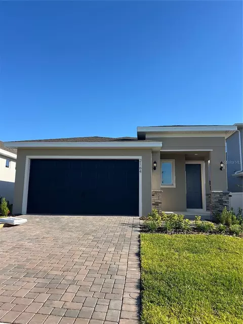 2164 Sunshine Peak Dr, Minneola, FL 34715