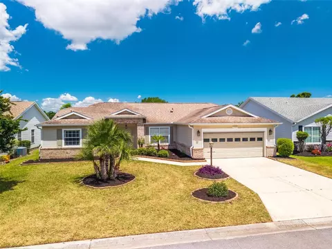 25073 Riverwalk Dr, Leesburg, FL 34748