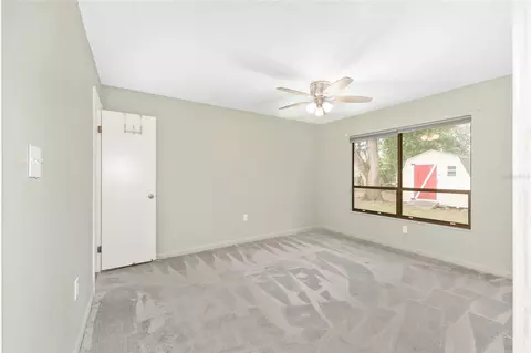 Bedroom - 10 Silver Dr, Ocala, FL 34472 photo 1 of 7