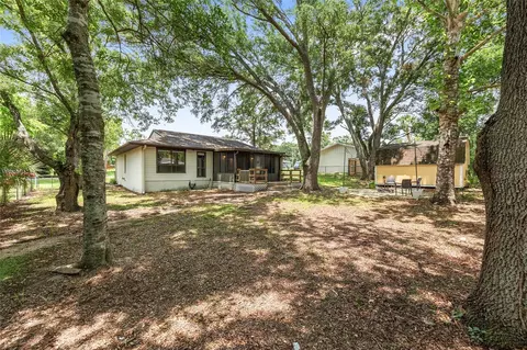 Exterior - 10 Silver Dr, Ocala, FL 34472 photo 15 of 16
