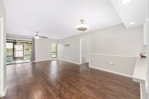 Living - 10 Silver Dr, Ocala, FL 34472 photo 1 of 6