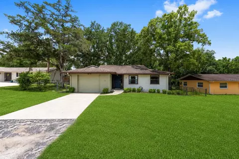 10 Silver Dr, Ocala, FL 34472