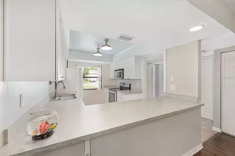 Kitchen - 10 Silver Dr, Ocala, FL 34472 photo 5 of 5