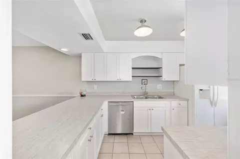 Kitchen - 10 Silver Dr, Ocala, FL 34472 photo 1 of 5