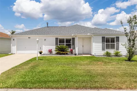 1021 Golden Grove Dr, The Villages, FL 32162