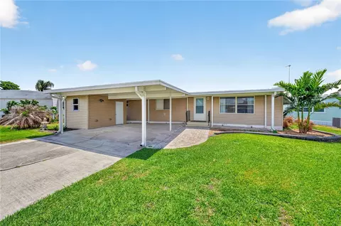 957 Todd Way, Tavares, FL 32778