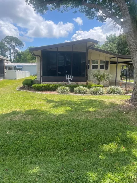 2804 Wekiva Rd, Tavares, FL 32778