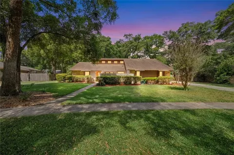 424 Knoll Tree Ln, Apopka, FL 32712