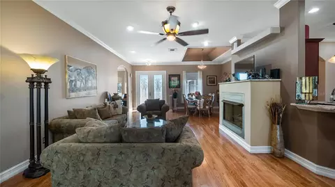Living - 21328 Marsh View Ct, Clermont, FL 34715 photo 2 of 6
