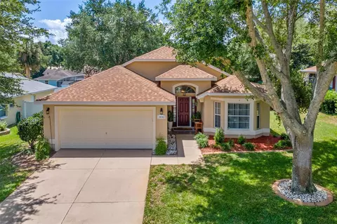 10342 Pleasant View Dr, Leesburg, FL 34788