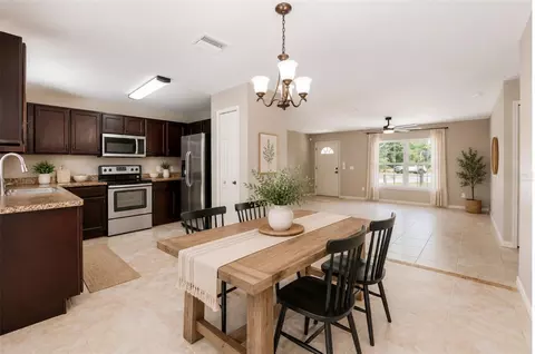 Dining - 2 Hemlock Loop Dr, Ocala, FL 34472 photo 1 of 1