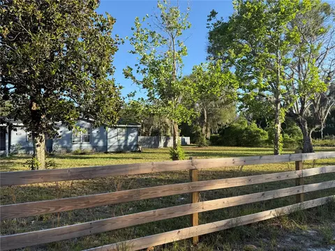 26106 Fishermans Rd, Paisley, FL 32767