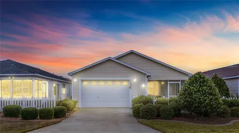 1806 Queensbury Ter, The Villages, FL 32162