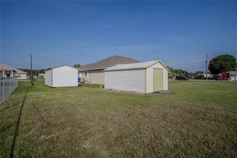 Exterior - 4820 Mackerel Dr, Sebring, FL 33870 photo 7 of 10