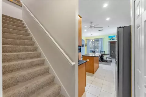 Entry Way - 3463 Creek Run Ln, Eustis, FL 32736 photo 5 of 7