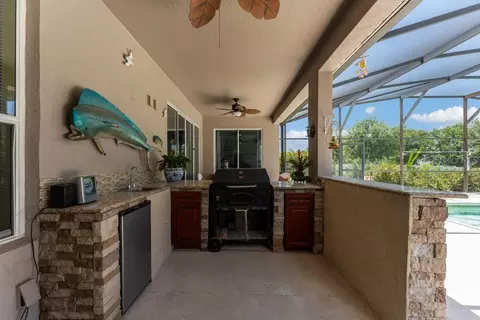 Kitchen - 3463 Creek Run Ln, Eustis, FL 32736 photo 4 of 4