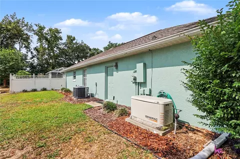 Exterior - 5898 SW 89th Pl, Ocala, FL 34476 photo 8 of 9